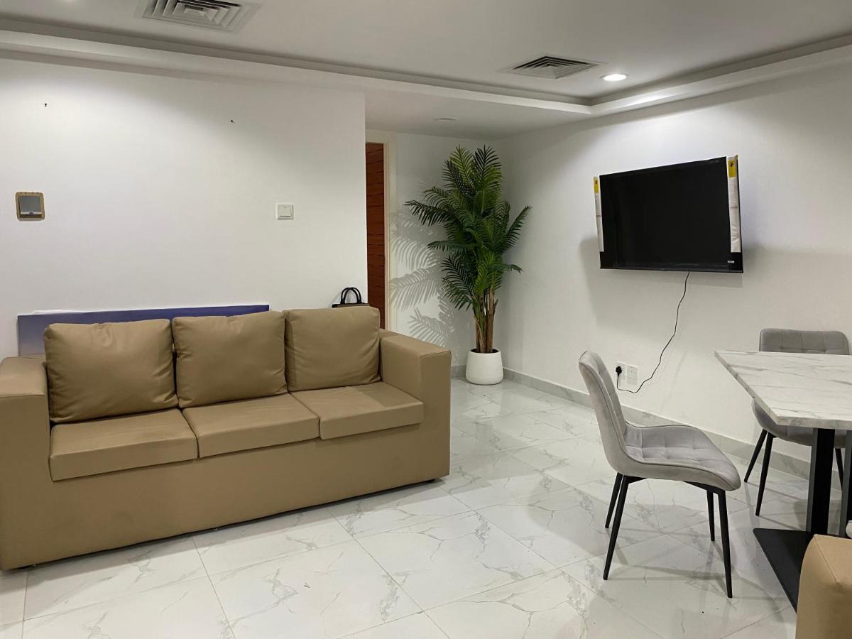 Yoi Pod Hostel - Deira Dubai Buitenkant foto