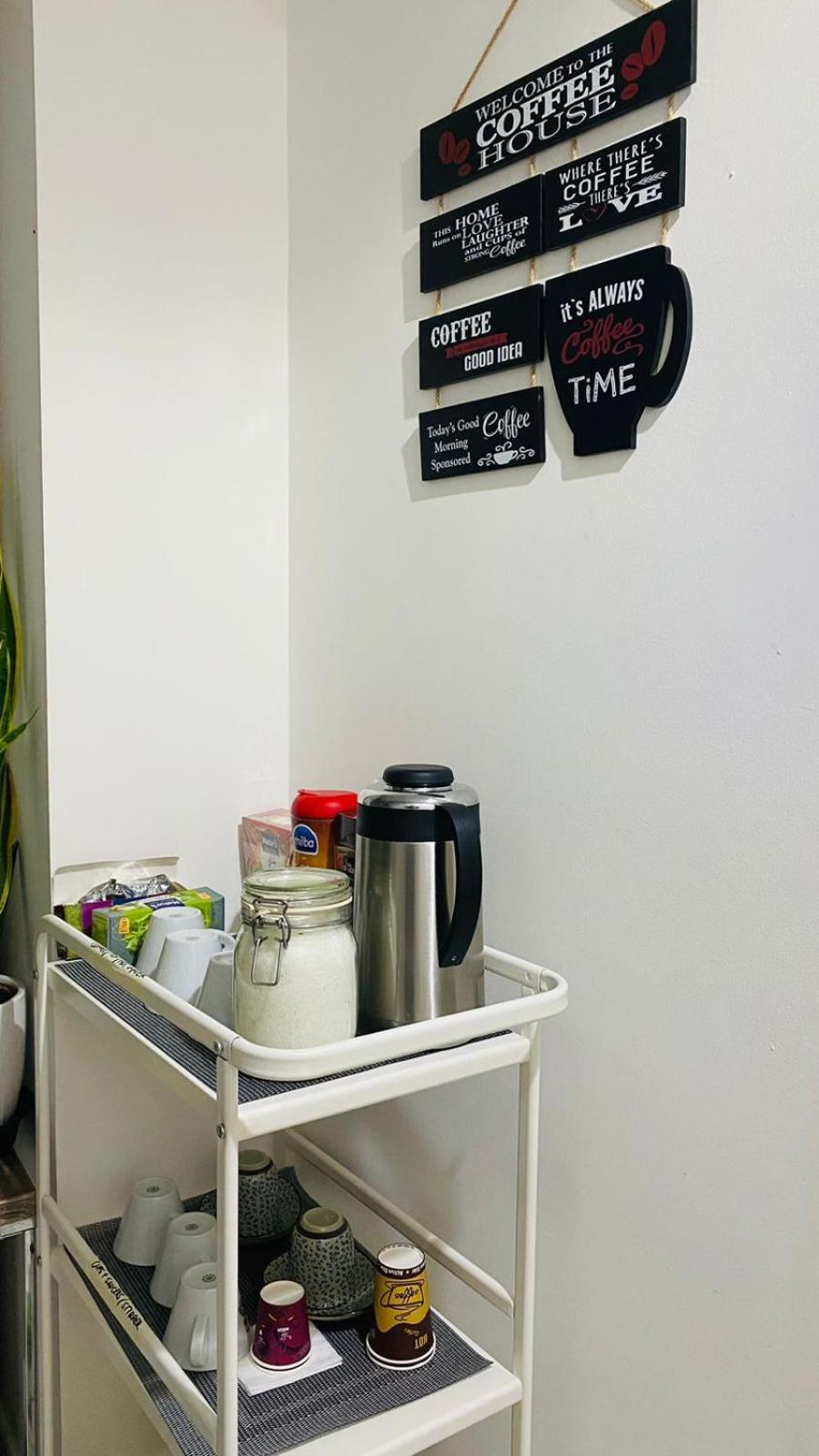 Yoi Pod Hostel - Deira Dubai Buitenkant foto