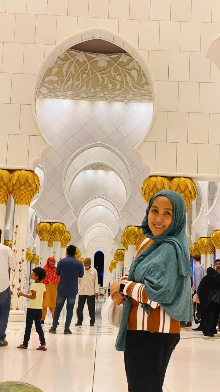 Yoi Pod Hostel - Deira Dubai Buitenkant foto